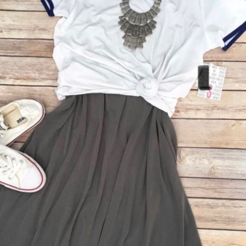 NWT! Gray LLR Carly